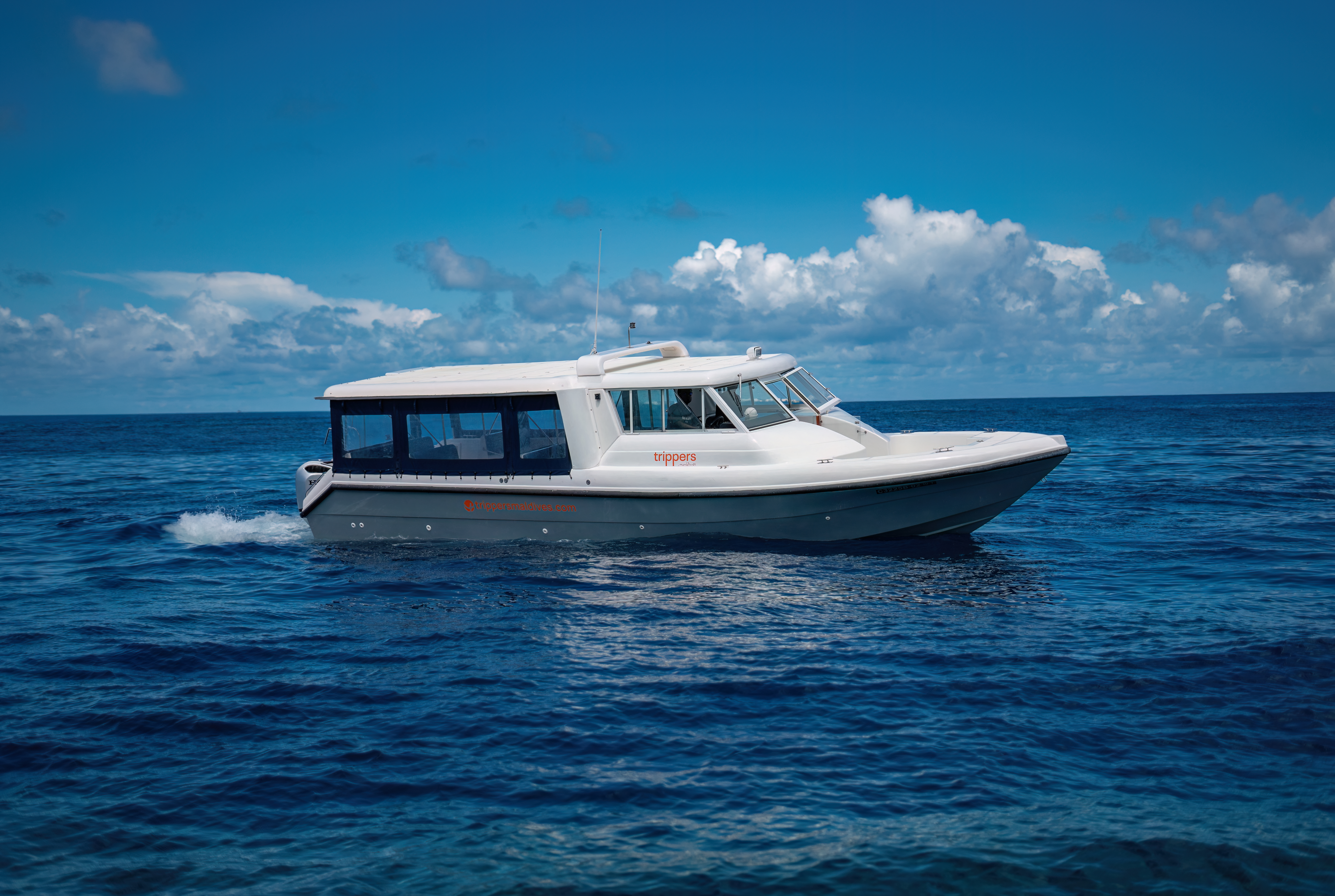 Speed Boat Charter